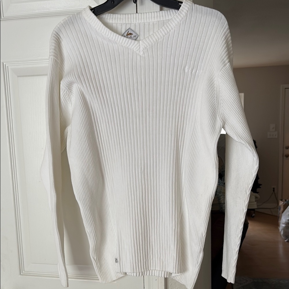 White V-Neck Ribbed Sweater